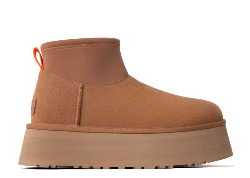 UGG Classic Mini Dipper Boot